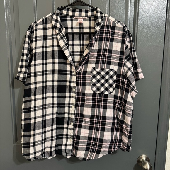 Victoria's Secret Black, White, & Pink Checkered Lounge Sleepwear - Picture 1 of 8